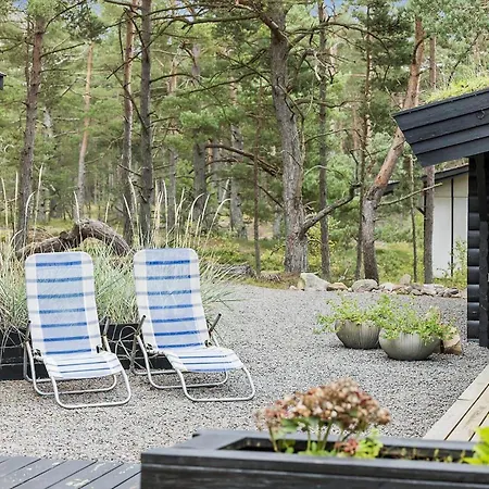 2708-nexo-molle-odde-3 * Vester Somarken